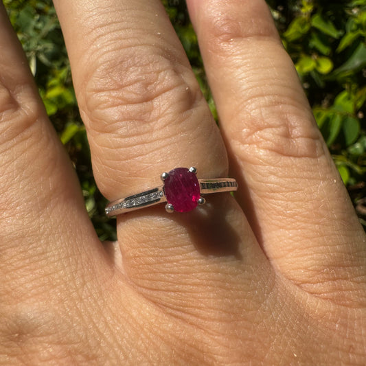 Platinum ring set with Ruby & Diamonds