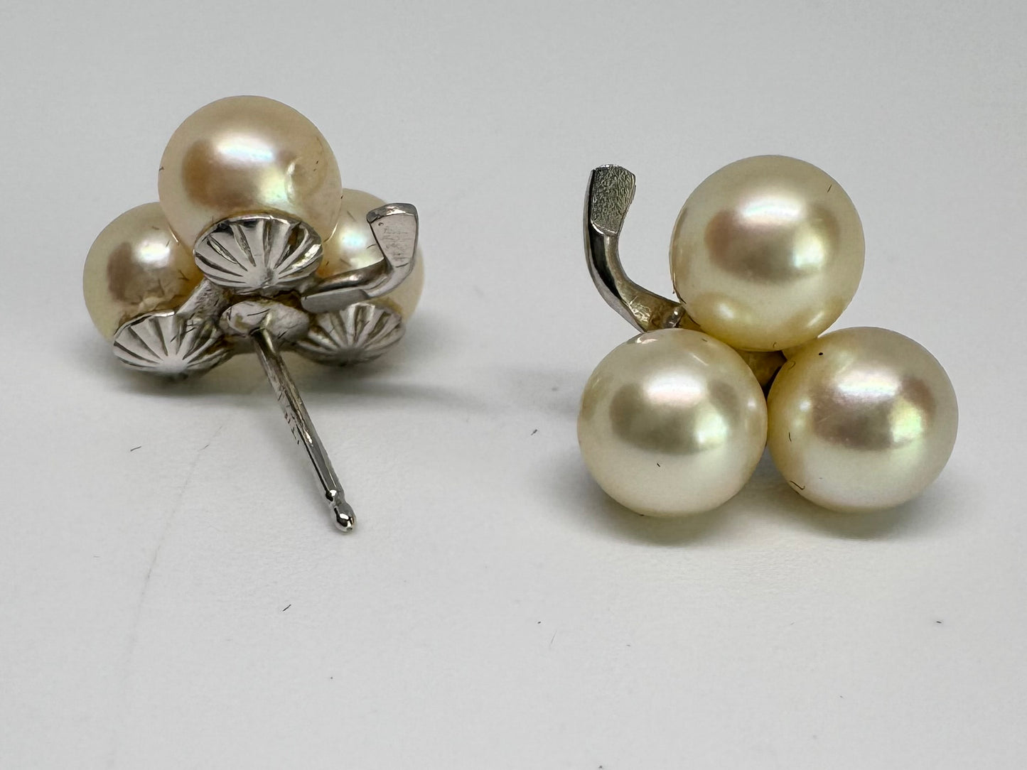 14K gild Stud Earrings set with Pearls