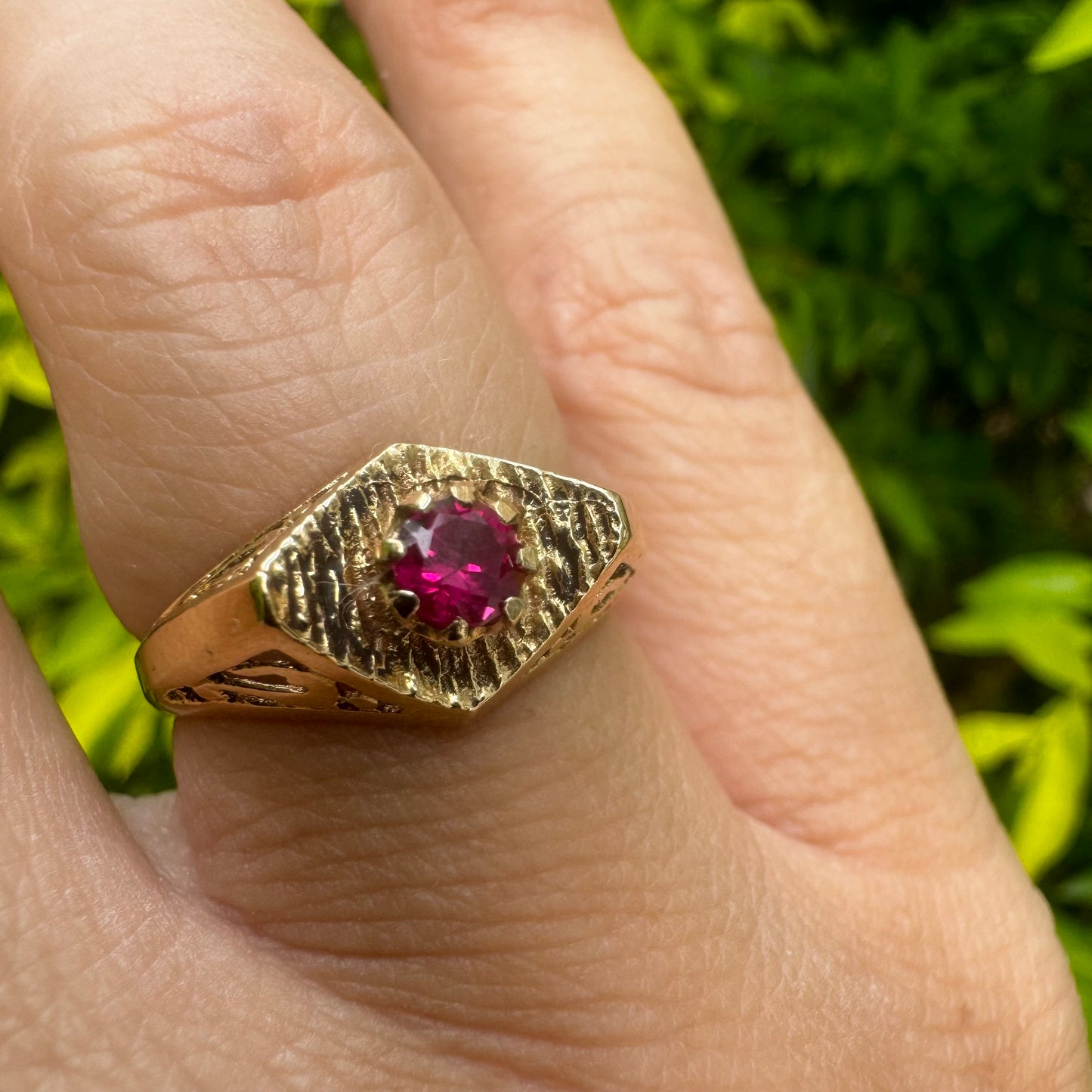 14K gold ring set with Ruby