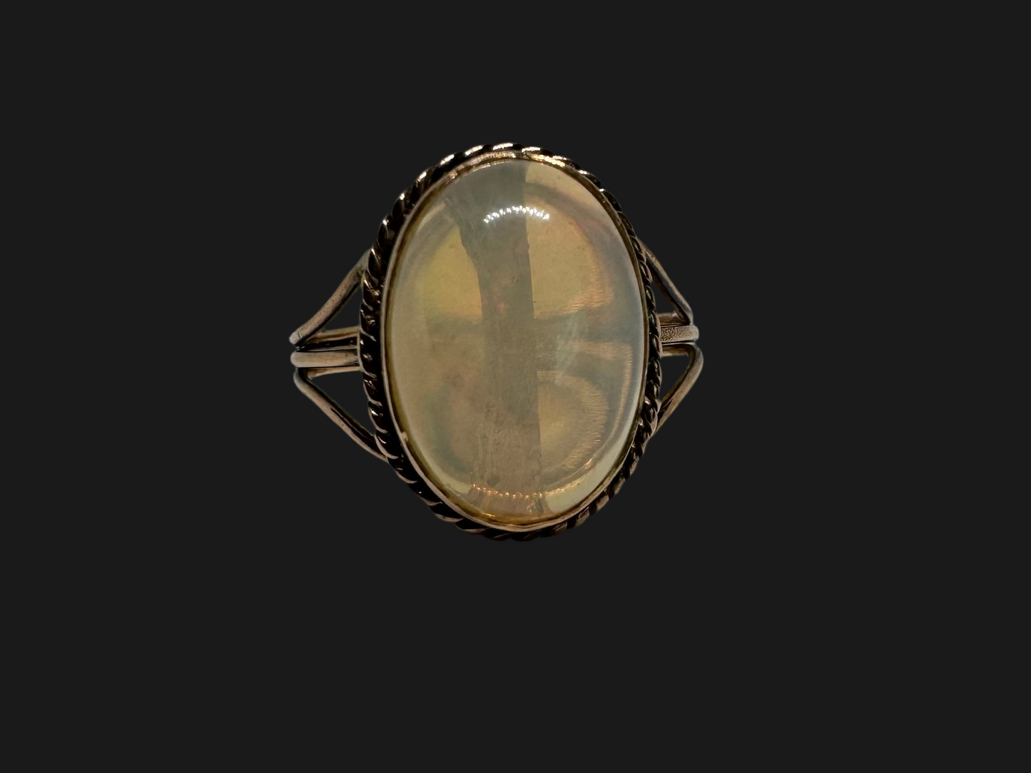 10K gold ring set with Opal