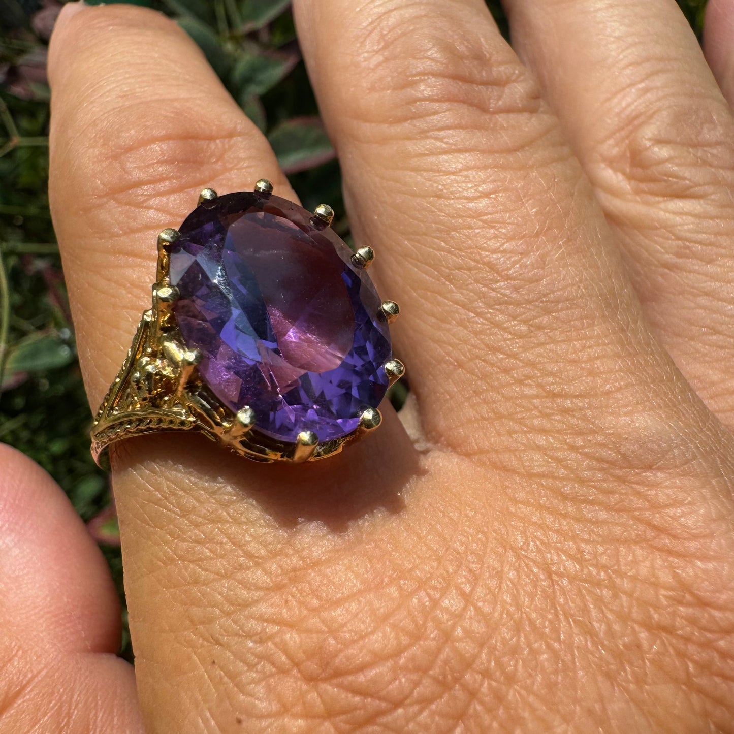 14K gold ring set with Amethyst