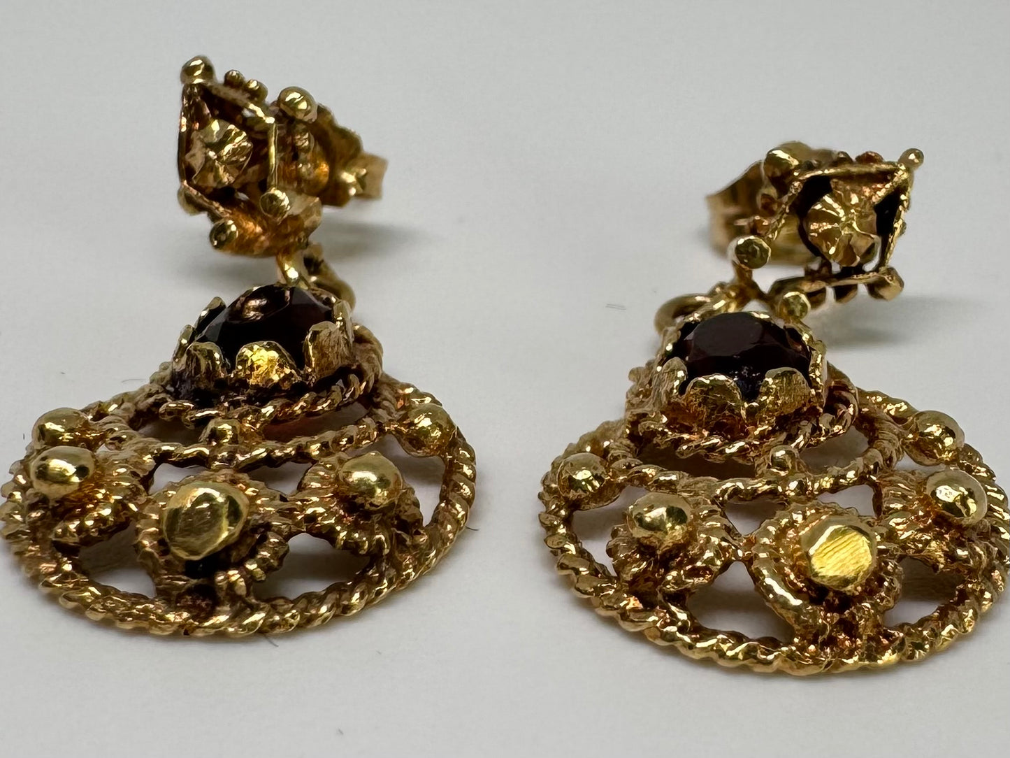 14K gold Drop Earrings set with Garnet