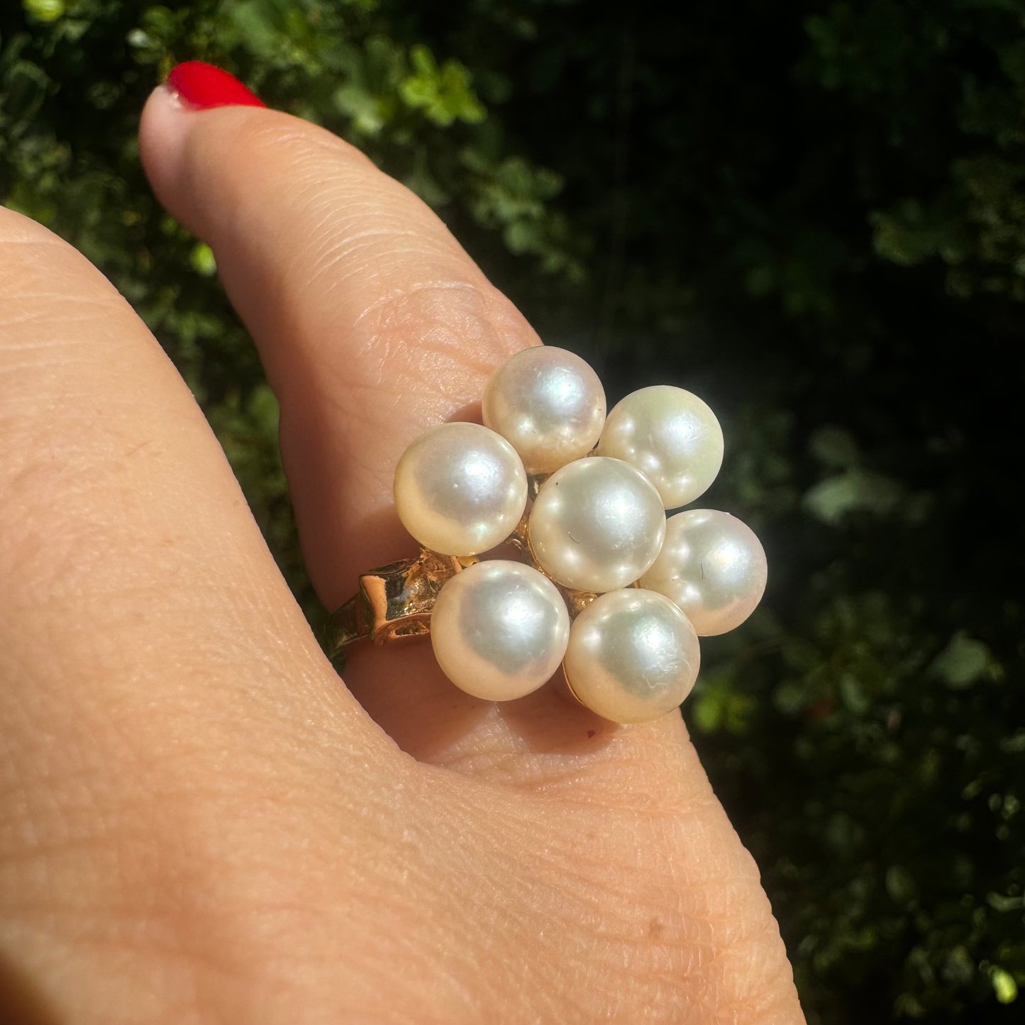 14K Gold Ring Set With 7 Pearls