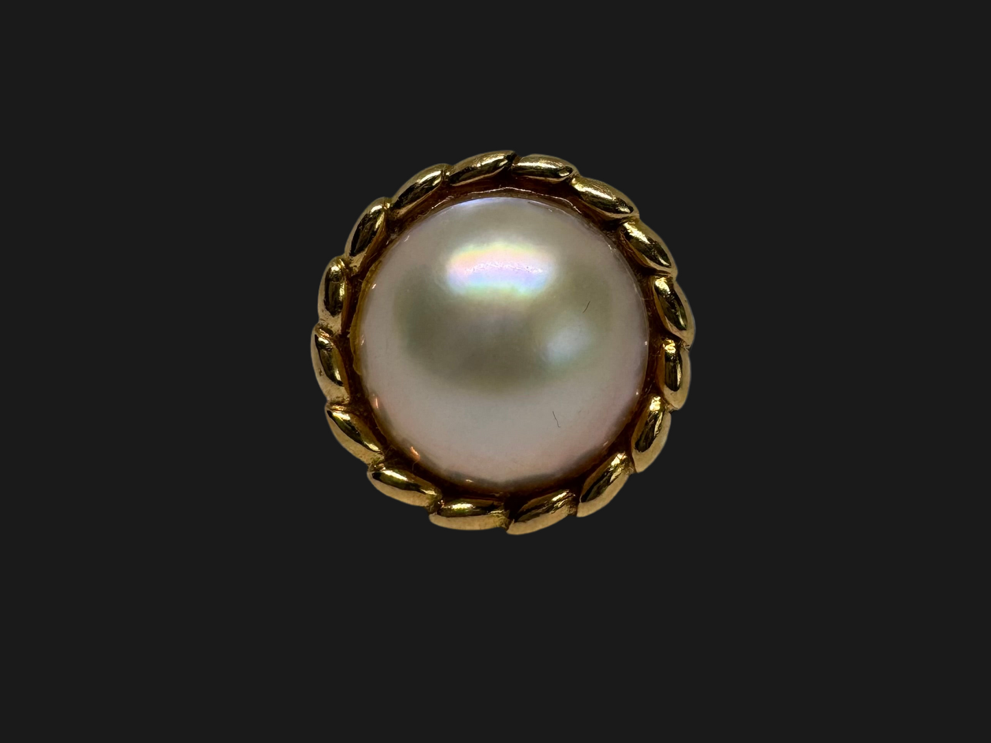 14K gold ring set with pearl