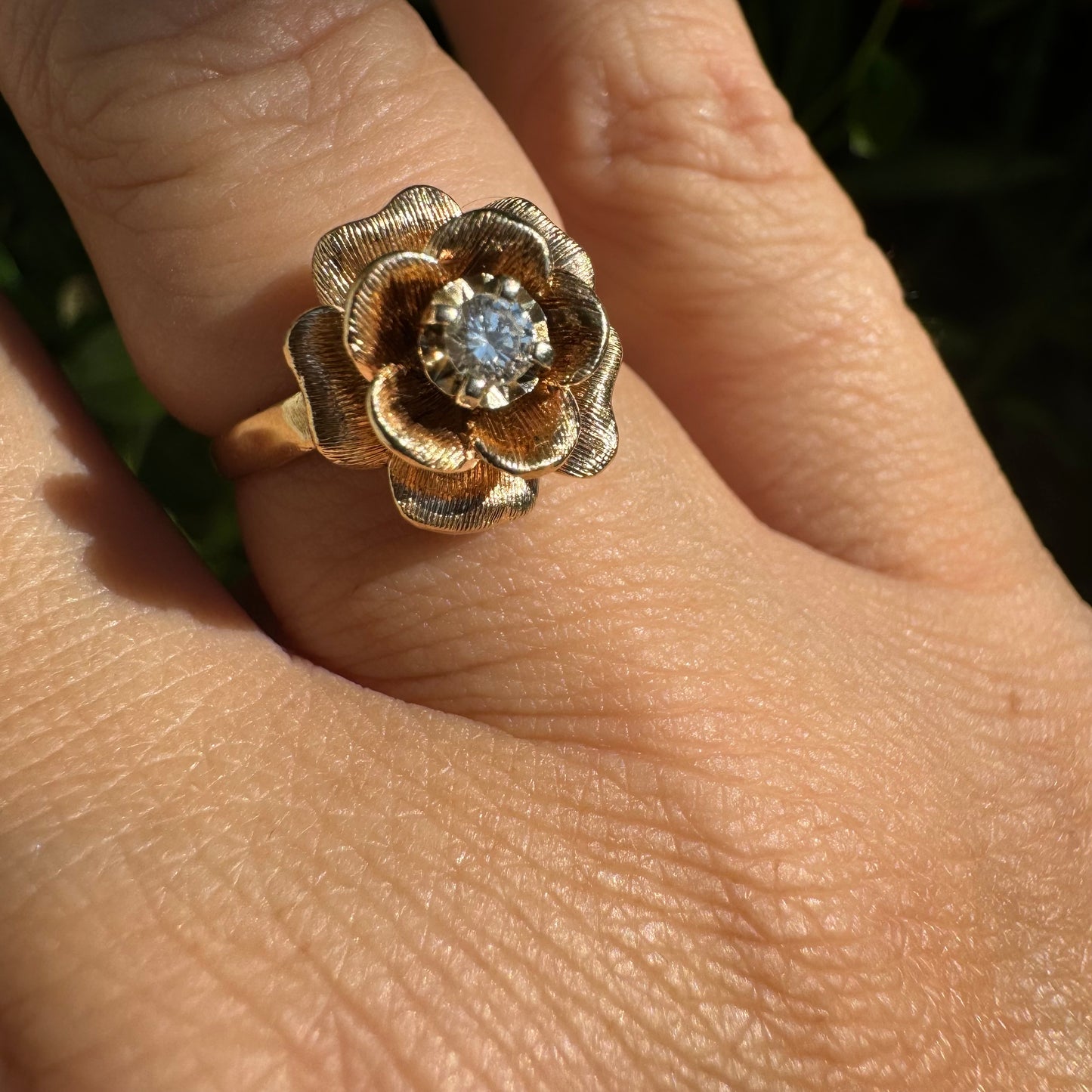 14K Gold Flower Ring Set with Diamond