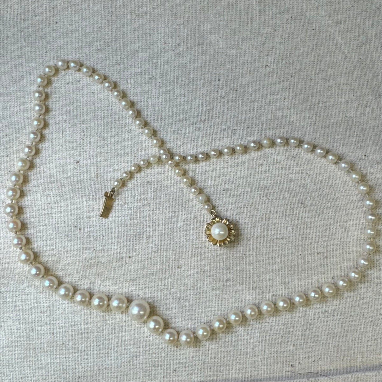 14K gold Pearl necklace
