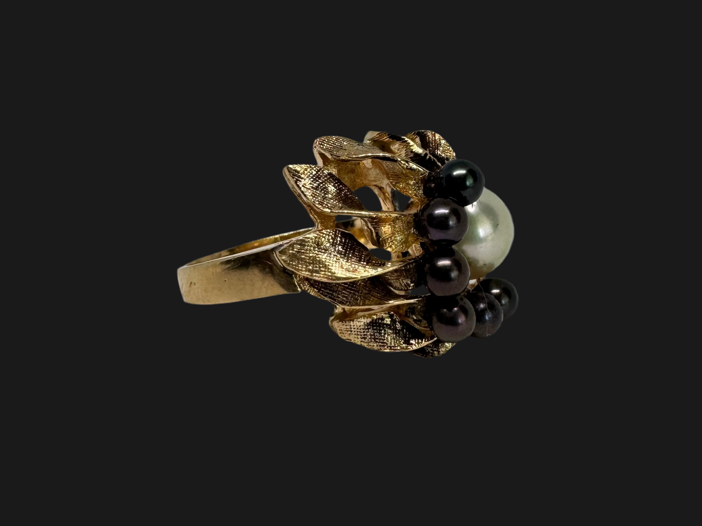 14K gold ring set with Pearl & Black Pearls