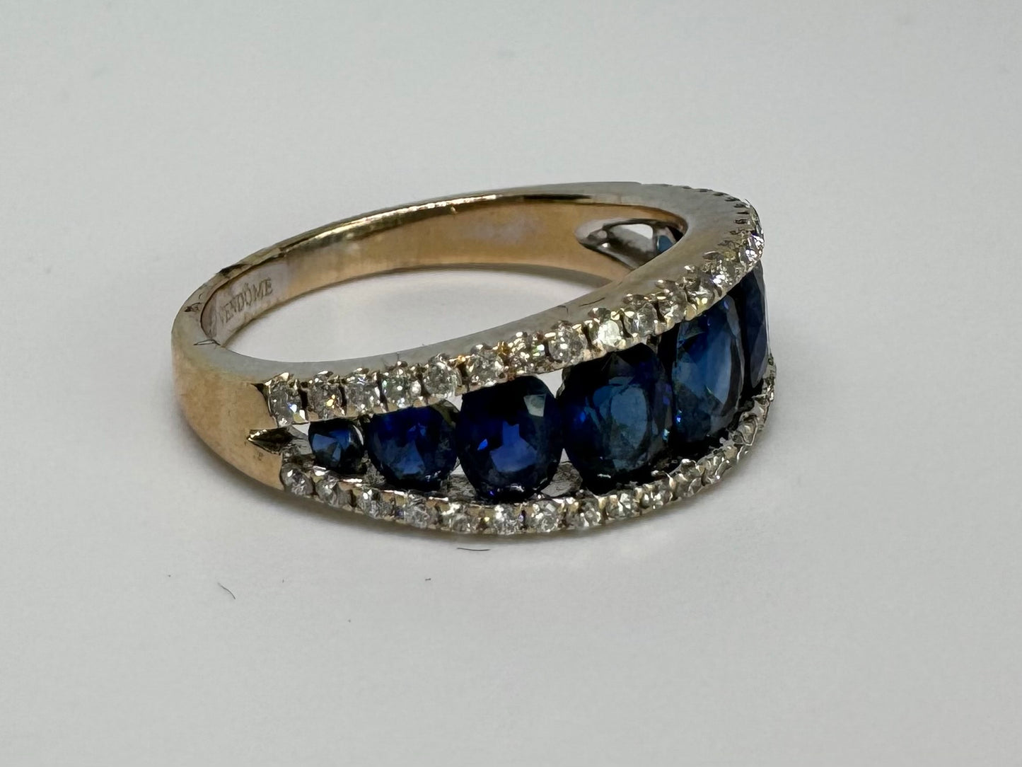 18K gold ring Sapphire & Diamonds