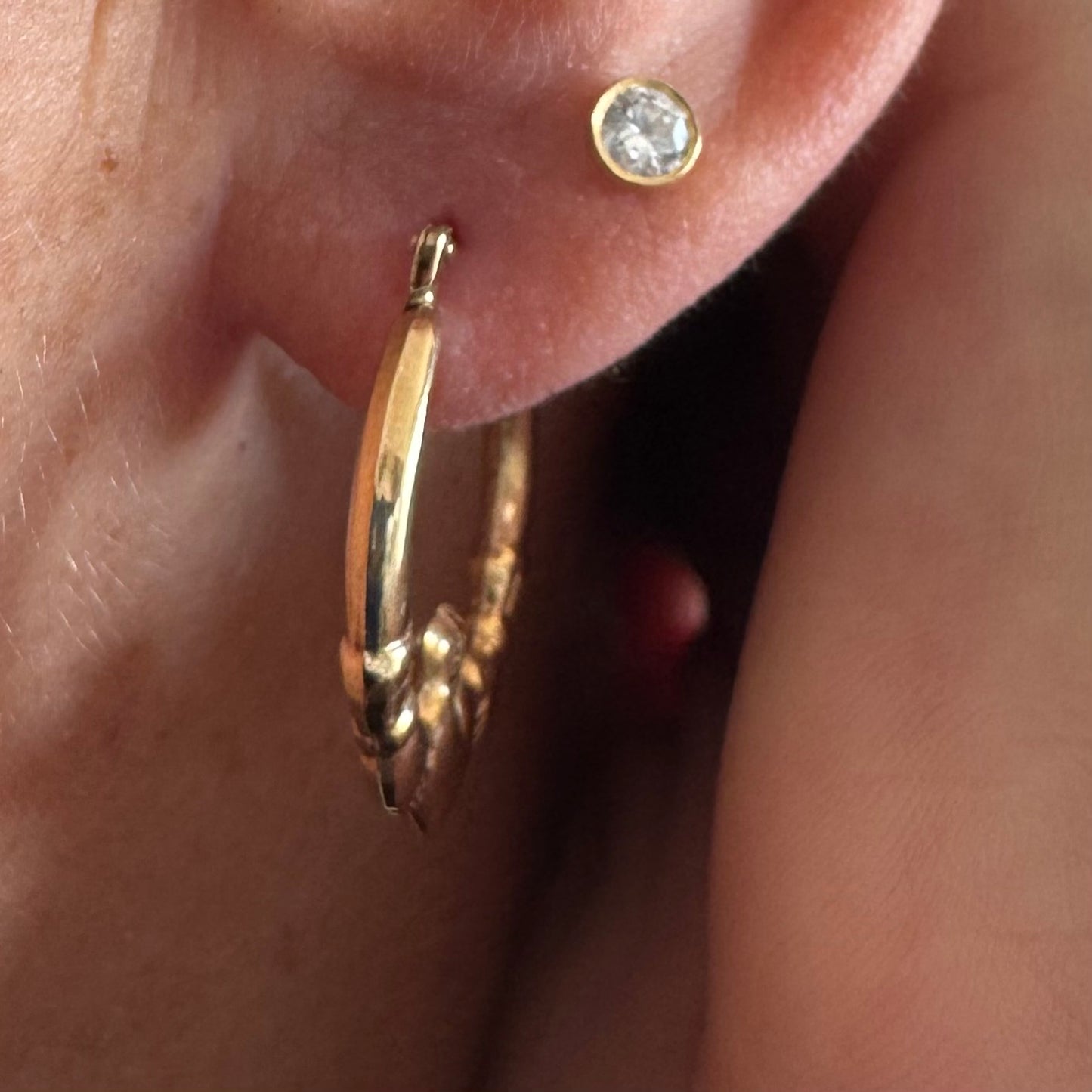 9K gold Claddagh earrings, featuring the iconic Irish motif of a heart held by two hands and topped with a crown, traditionally symbolizing love, friendship and loyalty.