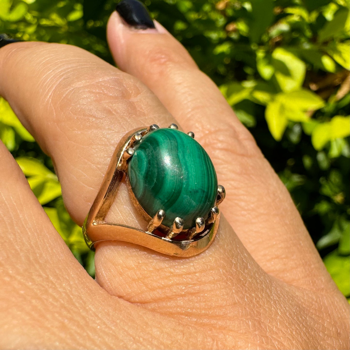 14K gold ring set with Malachite