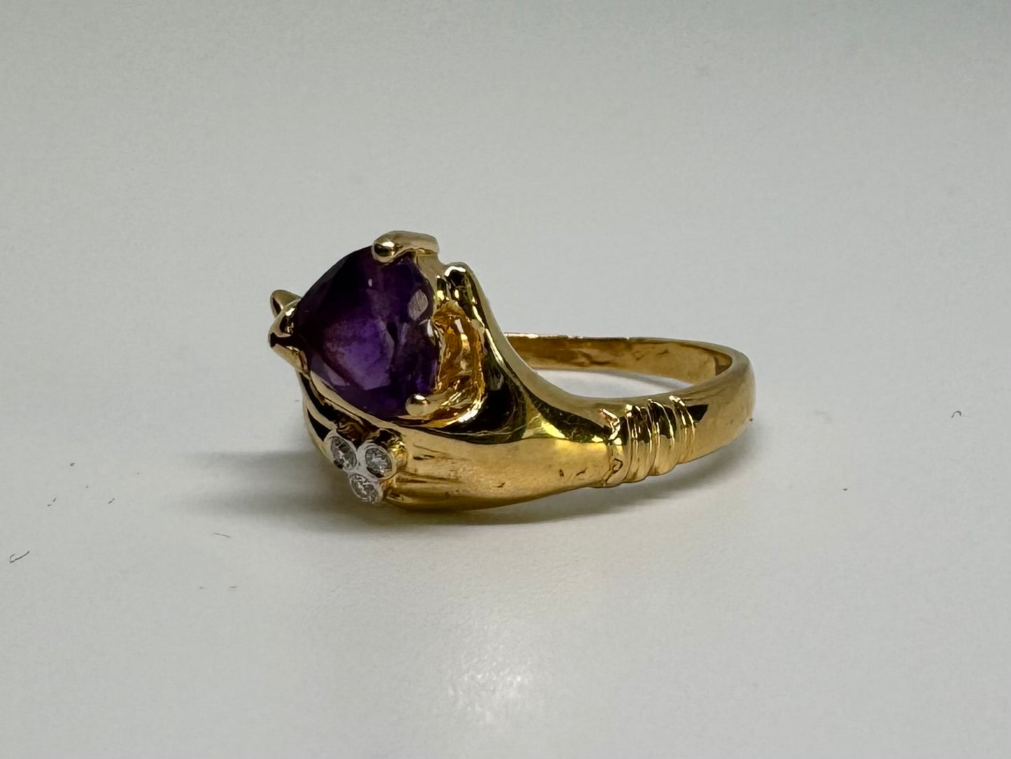 14K gold ring set with Amethyst & Diamonds