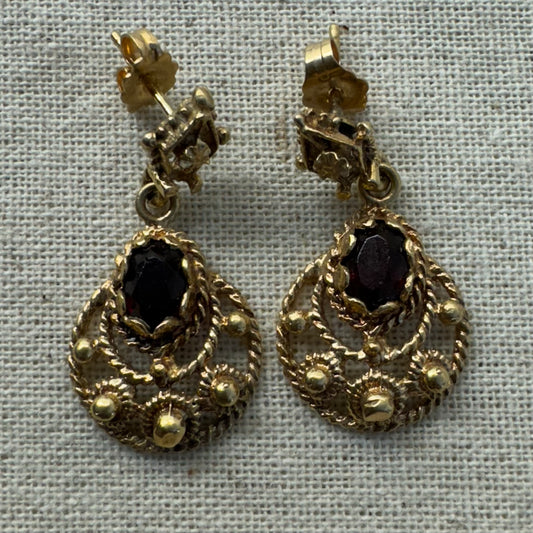 14K gold Drop Earrings set with Garnet