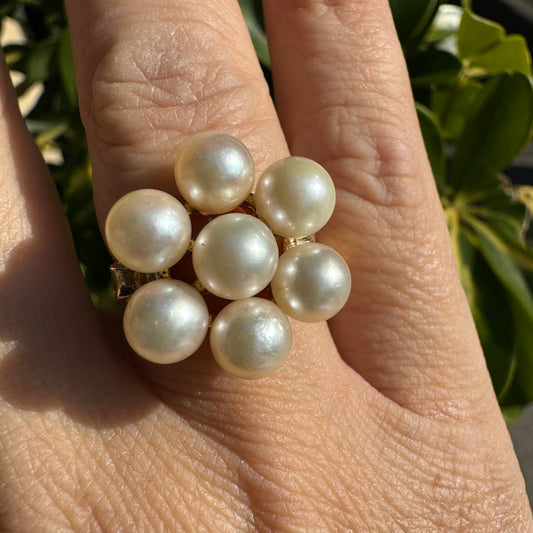 14K Gold Ring Set With 7 Pearls