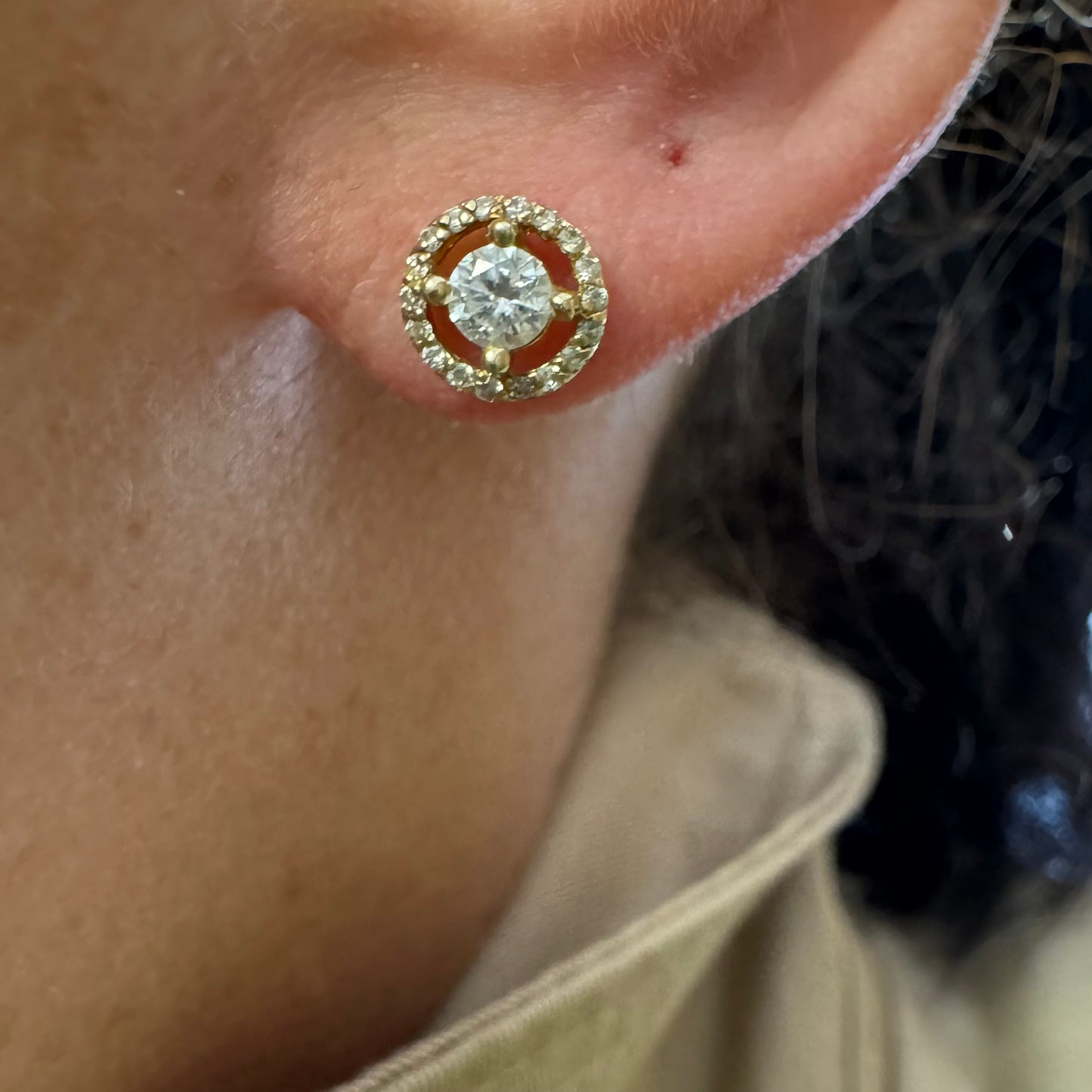 14K gold stud earrings set with Diamonds