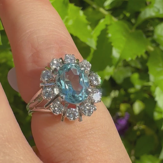 18K gold ring set with Aquamarine & Diamonds