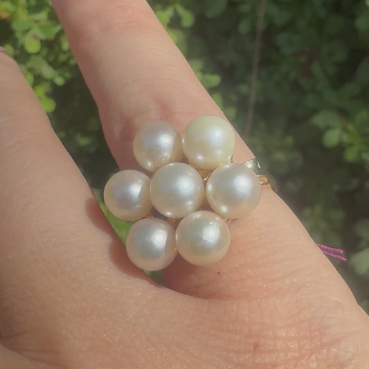 14K Gold Ring Set With 7 Pearls