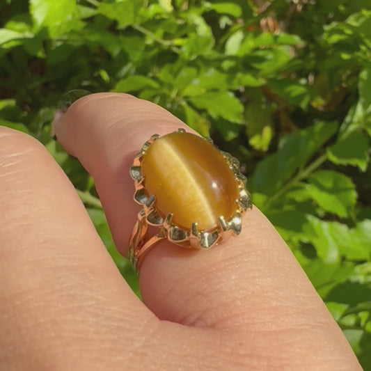 14K gold ring set with Tigers eye