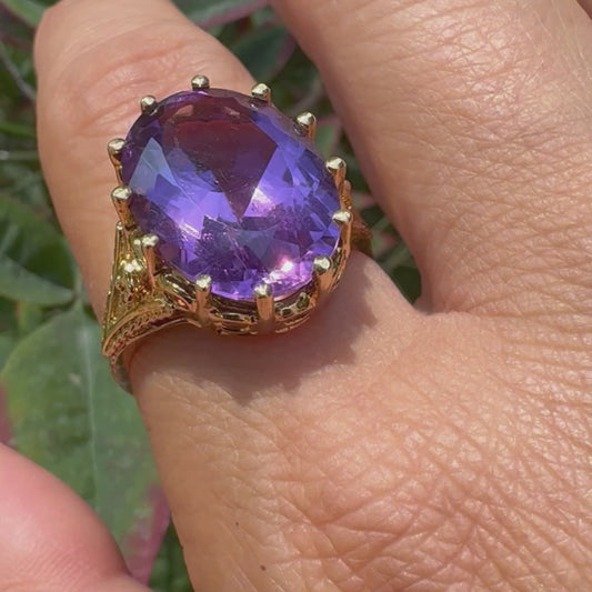 14K gold ring set with Amethyst